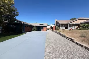 33737 Breckenridge, Wildomar, CA 92595 - Photo 2