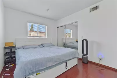 1147 Fedora Street, Los Angeles, CA 90006 - Photo 18