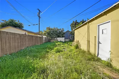 902 S Hope Avenue, Ontario, CA 91761 - Photo 28