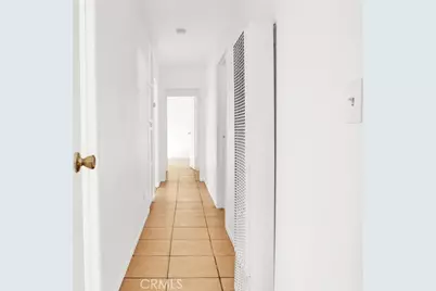 8024 Crockett, Los Angeles, CA 90001 - Photo 18