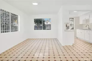 8024 Crockett, Los Angeles, CA 90001 - Photo 12