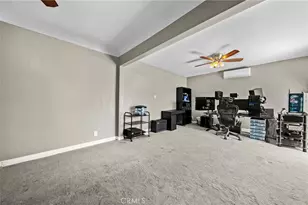 9406 S Harvard Blvd, Los Angeles, CA 90047 - Photo 26