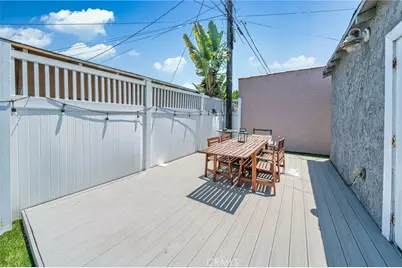 9406 S Harvard Boulevard, Los Angeles, CA 90047 - Photo 34