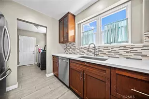 9406 S Harvard Blvd, Los Angeles, CA 90047 - Photo 16