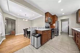 9406 S Harvard Blvd, Los Angeles, CA 90047 - Photo 12