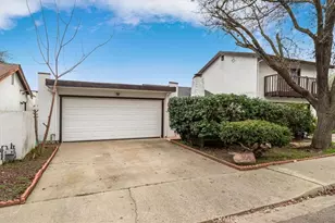 304 Los Verdes Ct, Modesto, CA 95354 - Photo 2