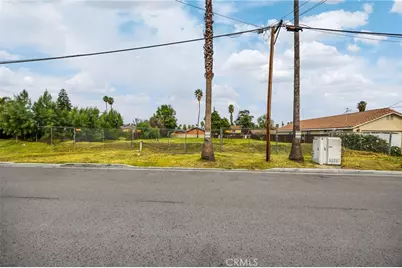1879 10th, Riverside, CA 92507 - Photo 2