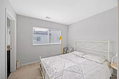 14404 Kiwi Lane #6, Gardena, CA 90247 - Photo 22