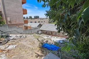 811 N Bunker Hill Ave., Los Angeles, CA 90012 - Photo 16