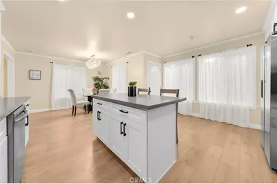 1081 Loma Avenue, Long Beach, CA 90804 - Photo 16