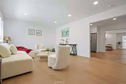 2690 Senasac, Long Beach, CA 90815 - Photo 2