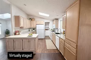 19251 Brookhurst, Huntington Beach, CA 92646 - Photo 16