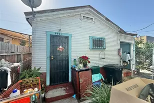 860 W 54th, Los Angeles, CA 90037 - Photo 18