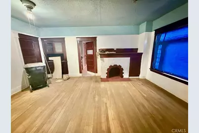 860 W 54th, Los Angeles, CA 90037 - Photo 4