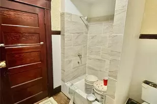 860 W 54th, Los Angeles, CA 90037 - Photo 10