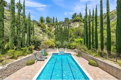 328 N Terrace View Drive, Monrovia, CA 91016 - Photo 48