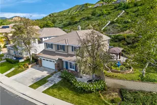 29062 Garnet Canyon, Saugus, CA 91390 - Photo 4