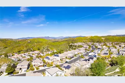 29062 Garnet Canyon, Saugus, CA 91390 - Photo 10