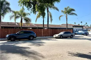 11393 Azahar, Ventura, CA 93004 - Photo 4