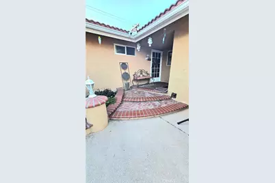 18727 Holmes, Cerritos, CA 90703 - Photo 4