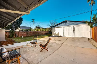 5445 S Victoria, Los Angeles, CA 90043 - Photo 20