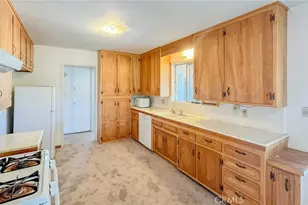 7411 Joshua Ln, Yucca Valley, CA 92284 - Photo 6