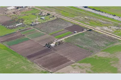 34250 Olive Ave, Winchester, CA 92596 - Photo 2