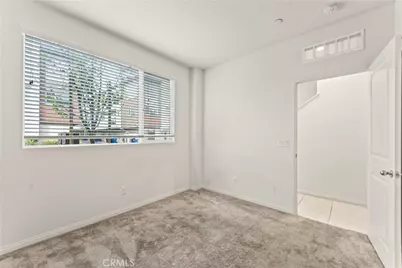 18443 Montage, Northridge, CA 91324 - Photo 8