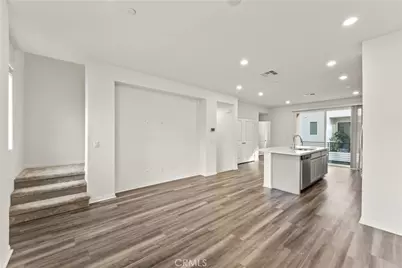 18443 Montage, Northridge, CA 91324 - Photo 10