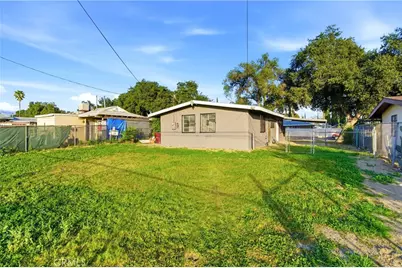 286 N Macy, San Bernardino, CA 92410 - Photo 24