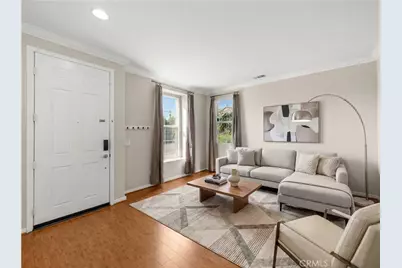 687 E Lemon Swirl, Azusa, CA 91702 - Photo 4