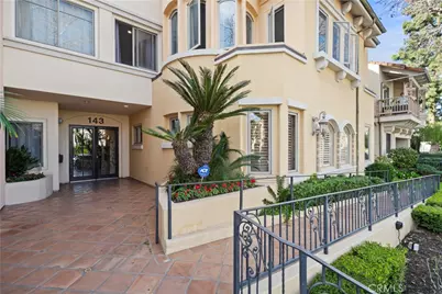 143 N Arnaz Drive #102, Beverly Hills, CA 90211 - Photo 4