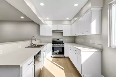 5348 Fairview Boulevard #3, Ladera Heights, CA 90056 - Photo 10