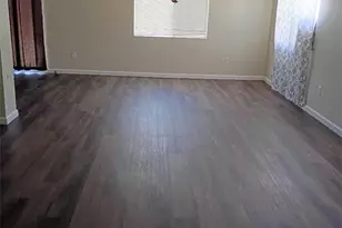 13348 Merry Oaks St, Victorville, CA 92392 - Photo 2