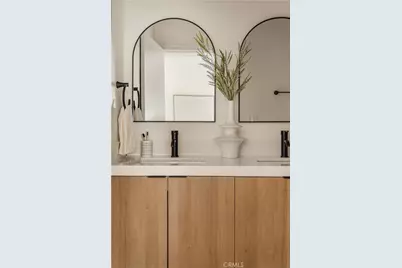 3950 Franklin Avenue, Los Angeles, CA 90027 - Photo 30