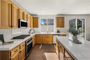 966 Apricot Way, Carson, CA 90746 - Photo 6