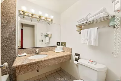2156 E Colorado Boulevard, Pasadena, CA 91107 - Photo 24