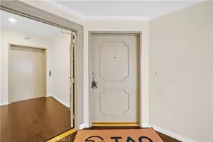 10475 Ashton Ave Ave, Los Angeles, CA 90024 - Photo 14