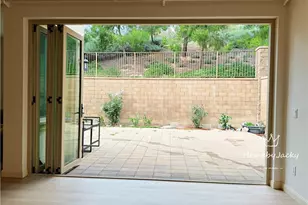231 Bright Poppy, Irvine, CA 92618 - Photo 4