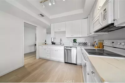 16090 Tortola Circle, Huntington Beach, CA 92649 - Photo 14