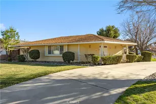 12685 Pinehurst, Victorville, CA 92395 - Photo 2