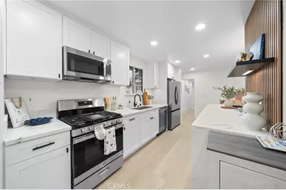 2717 W 6th Street, Rialto, CA 92376 - Photo 6