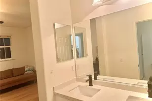 6805 Edinburgh, Eastvale, CA 92880 - Photo 10