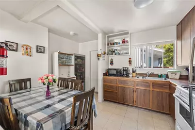 5431 Cartwright, North Hollywood, CA 91601 - Photo 6