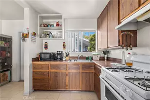 5431 Cartwright, North Hollywood, CA 91601 - Photo 8