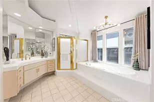 910 S Barton Ct, Anaheim, CA 92808 - Photo 16