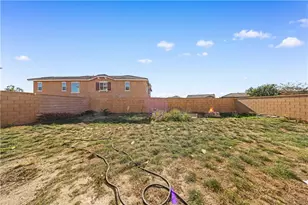 15609 Paprika Ln, Fontana, CA 92336 - Photo 14