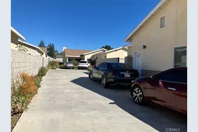 17548 Court Street, Fontana, CA 92336 - Photo 4