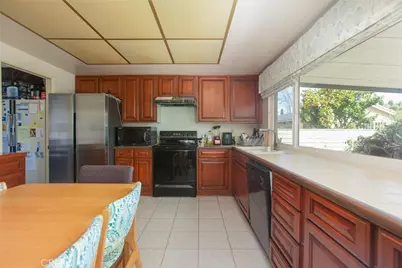 1316 Holly Leaf Way, Diamond Bar, CA 91765 - Photo 10