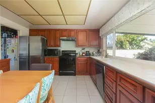 1316 Holly Leaf Way, Diamond Bar, CA 91765 - Photo 10